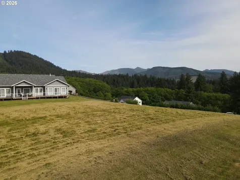 110 Skyview Road Tillamook OR 97141