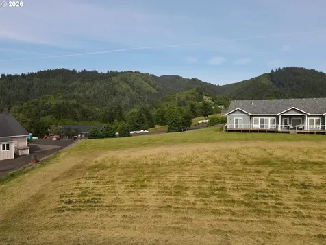 110 Skyview Road Tillamook OR 97141