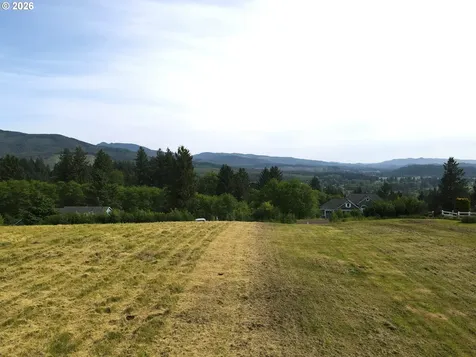 110 Skyview Road Tillamook OR 97141
