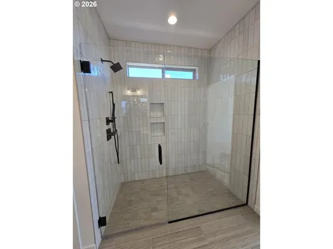 2214 E Dalmatian Drive La Center WA 98629