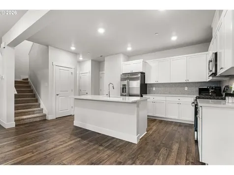 16815 SW Colorado Lane Portland OR 97224