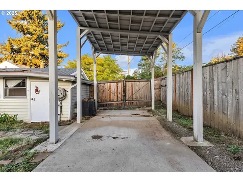 109 NW 40th Street Vancouver WA 98660