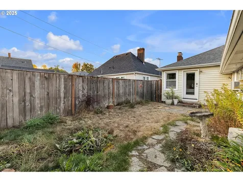 109 NW 40th Street Vancouver WA 98660