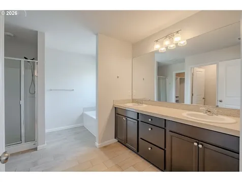 2906 S Cherry Grove Way Ridgefield WA 98642