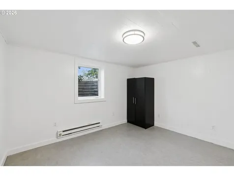 1215 NE 81st Avenue Portland OR 97213