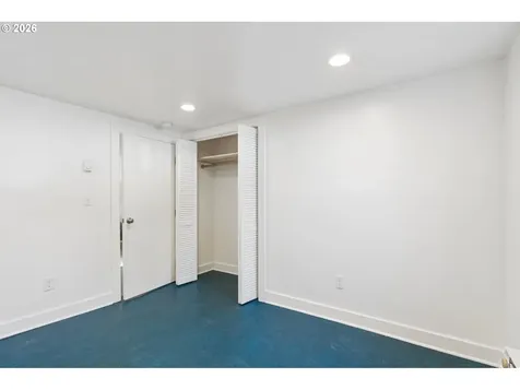 1215 NE 81st Avenue Portland OR 97213