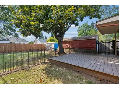 1215 NE 81st Avenue Portland OR 97213
