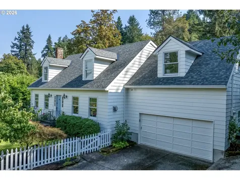 1606 S Carey Lane Portland OR 97219
