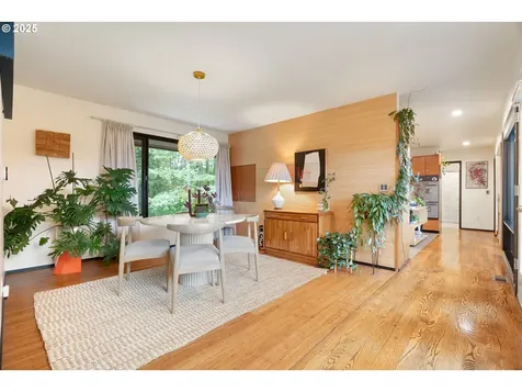 1555 SW Miller Court Gresham OR 97080