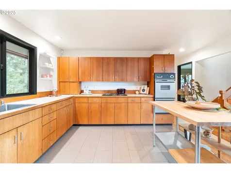 1555 SW Miller Court Gresham OR 97080