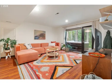 1555 SW Miller Court Gresham OR 97080