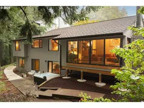 1555 SW Miller Court Gresham OR 97080