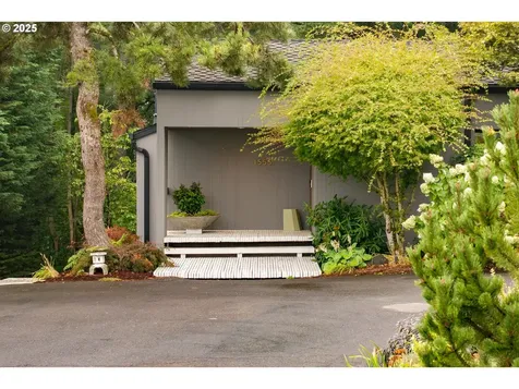 1555 SW Miller Court Gresham OR 97080