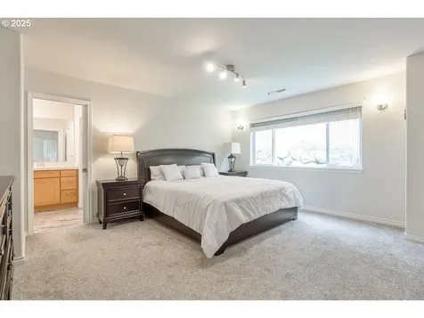 16465 SW Black Bird Street Beaverton OR 97007