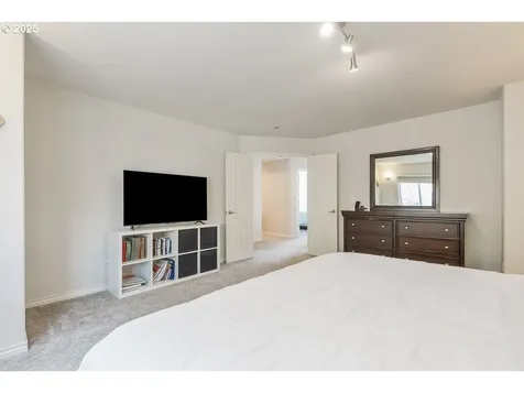 16465 SW Black Bird Street Beaverton OR 97007