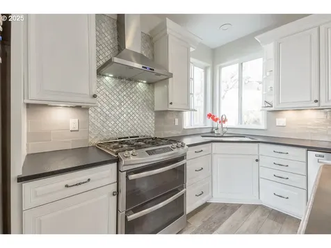 16465 SW Black Bird Street Beaverton OR 97007