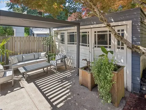 3315 SE Ankeny Street Portland OR 97214