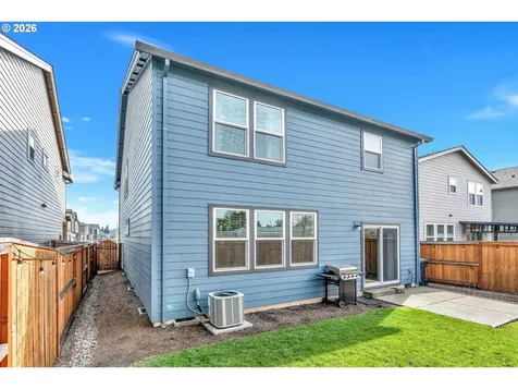 365 Himalaya Street NE Salem OR 97301