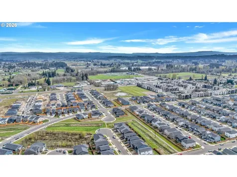365 Himalaya Street NE Salem OR 97301