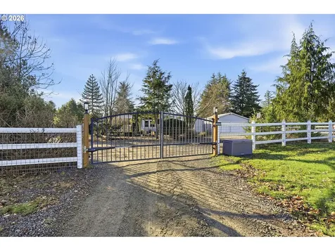 18530 S Fischers Mill Road Oregon City OR 97045