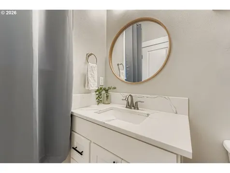 1106 SW Dottie Court Troutdale OR 97060