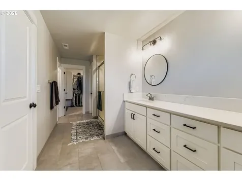 1106 SW Dottie Court Troutdale OR 97060