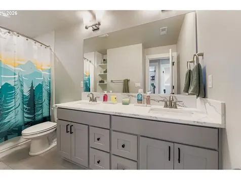 1106 SW Dottie Court Troutdale OR 97060