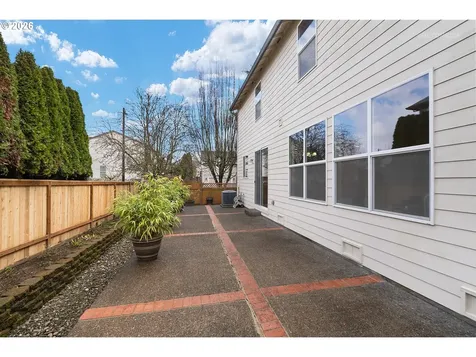 807 NW Brookhill Street Hillsboro OR 97124