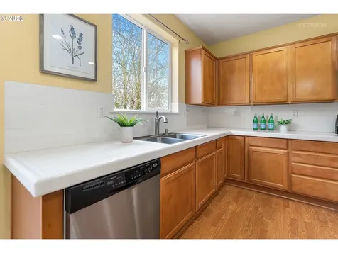 807 NW Brookhill Street Hillsboro OR 97124