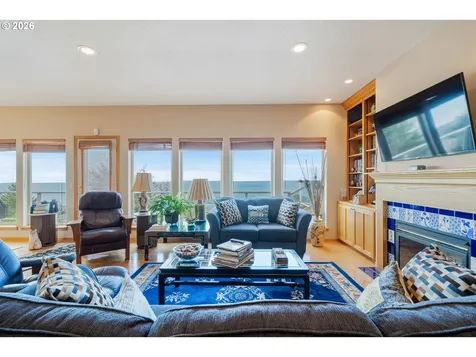 409 Crest Terrace Rockaway Beach OR 97136