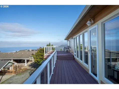 409 Crest Terrace Rockaway Beach OR 97136