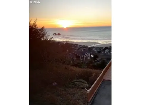409 Crest Terrace Rockaway Beach OR 97136