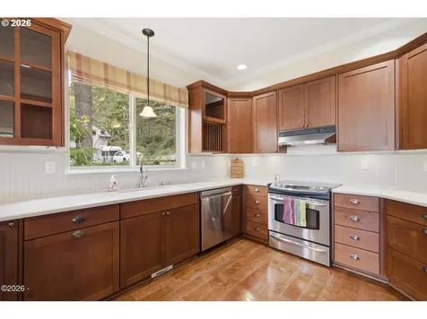 5015 Grand Avenue Oceanside OR 97134
