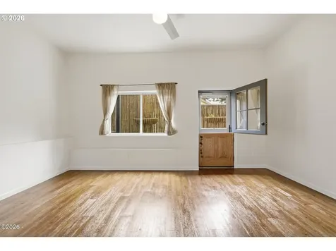 5015 Grand Avenue Oceanside OR 97134
