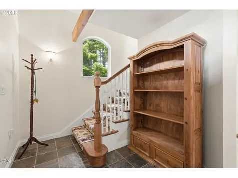 5015 Grand Avenue Oceanside OR 97134