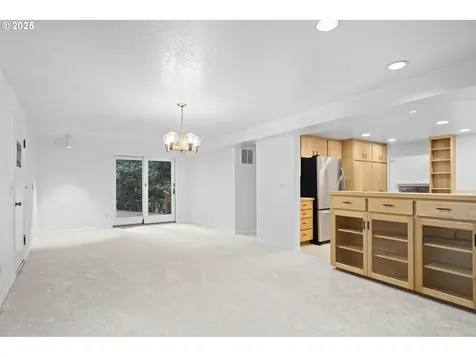 9855 SW 25th Avenue Portland OR 97219