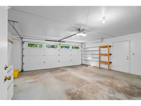 9855 SW 25th Avenue Portland OR 97219