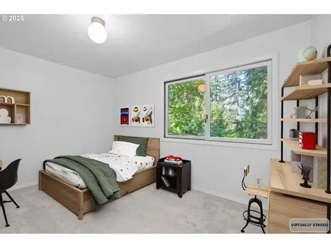 9855 SW 25th Avenue Portland OR 97219