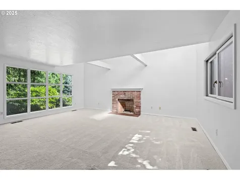 9855 SW 25th Avenue Portland OR 97219