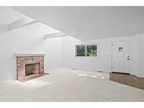 9855 SW 25th Avenue Portland OR 97219
