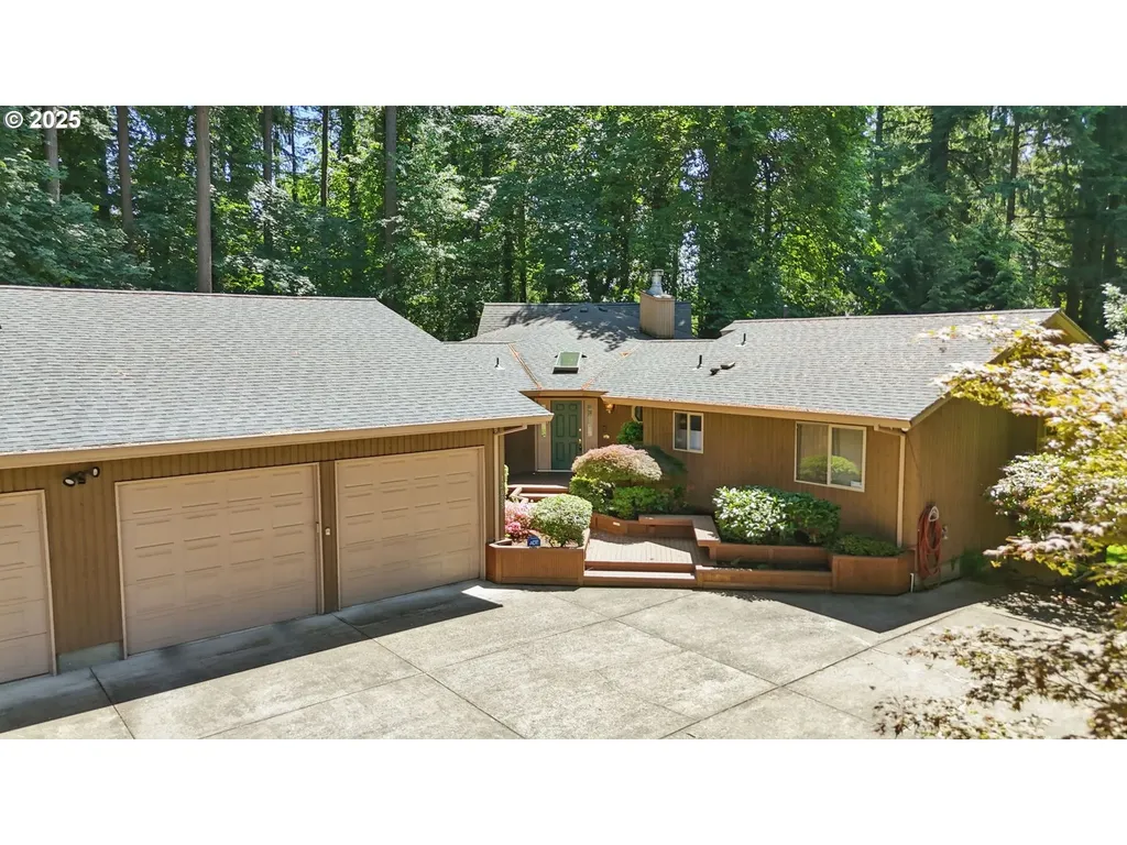 12028 SW Lesser Road Portland OR 97219