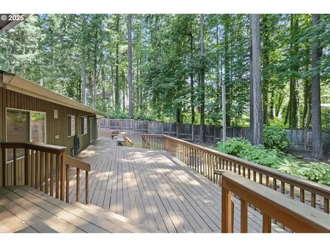 12028 SW Lesser Road Portland OR 97219