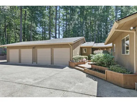 12028 SW Lesser Road Portland OR 97219