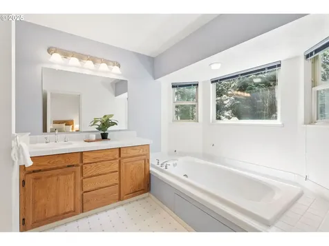12028 SW Lesser Road Portland OR 97219