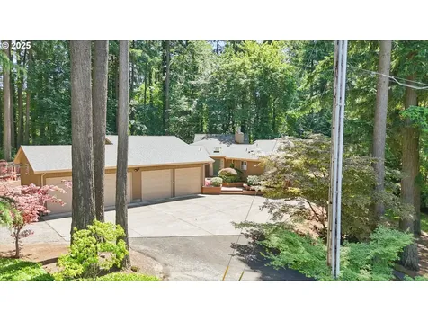 12028 SW Lesser Road Portland OR 97219