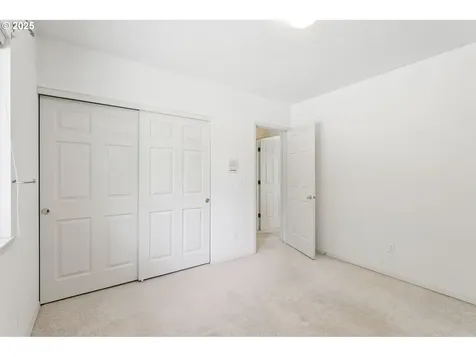 12028 SW Lesser Road Portland OR 97219