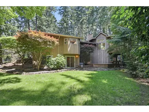 12028 SW Lesser Road Portland OR 97219