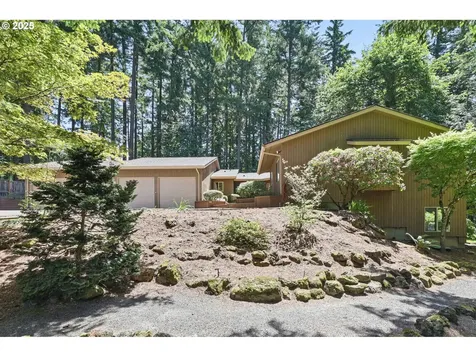 12028 SW Lesser Road Portland OR 97219