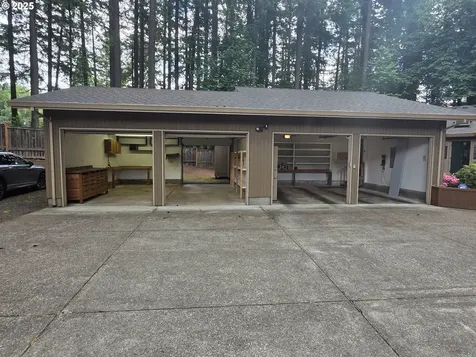 12028 SW Lesser Road Portland OR 97219