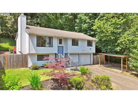 16905 Webster Road Gladstone OR 97027